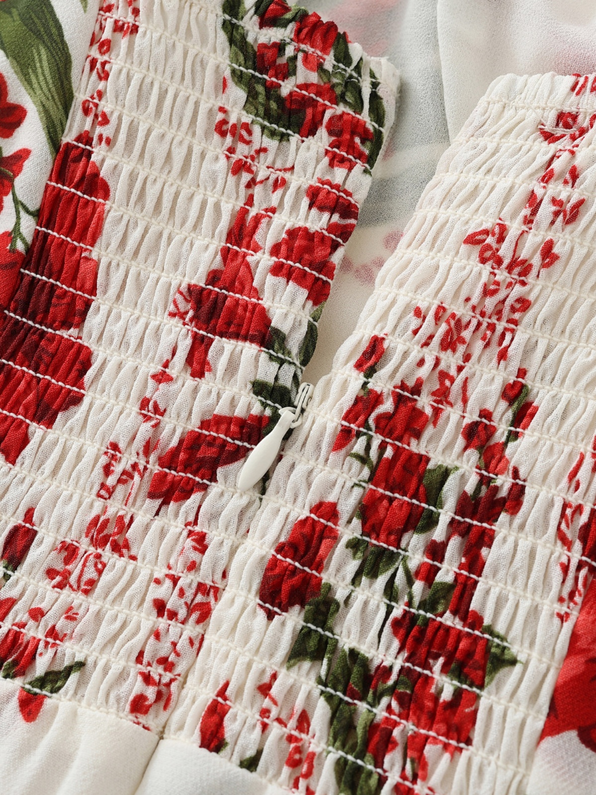 French-Style Floral Vacation Short Dress 2025 Summer Women's Petite Slim Fit Y2K Fashion French-Style Floral Vacation Short Dress 2025 Summer Women's Petite Slim Fit Y2K Fashion