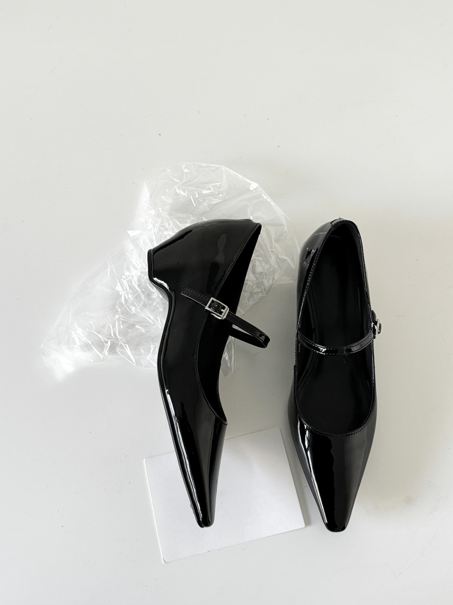 French Style One-Strap Chunky Heel Mary Jane Shoes, Pointed Toe, Shallow Mouth, Sheepskin Commuting High Heels French Style One-Strap Chunky Heel Mary Jane Shoes, Pointed Toe, Shallow Mouth, Sheepskin Commuting High Heels