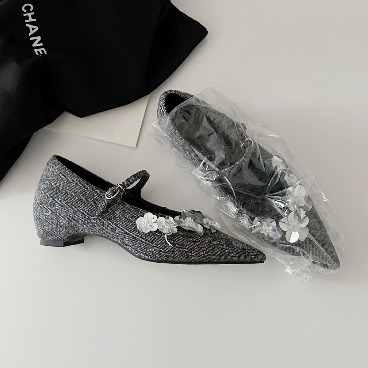 French Style One-Strap Chunky Heel Mary Jane Shoes, Pointed Toe, Shallow Mouth, Sheepskin Commuting High Heels French Style One-Strap Chunky Heel Mary Jane Shoes, Pointed Toe, Shallow Mouth, Sheepskin Commuting High Heels