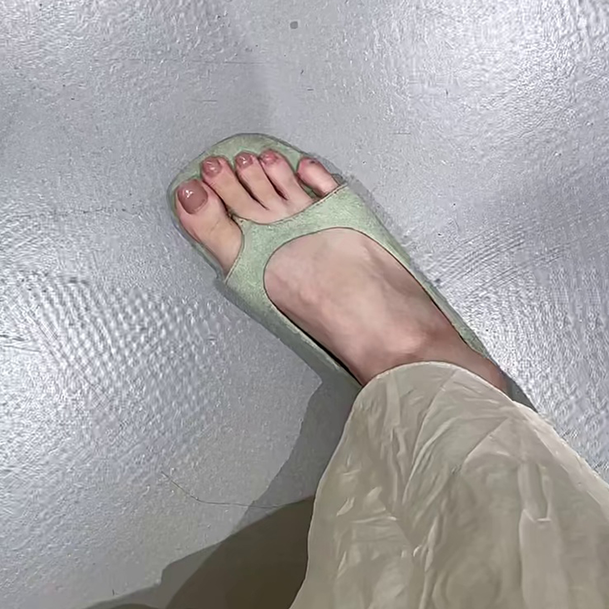 French Style Sheepskin Height-Increasing Thong Sandals for Women - Versatile Slip-On Roman Flip-Flops for Outdoor Wear French Style Sheepskin Height-Increasing Thong Sandals for Women - Versatile Slip-On Roman Flip-Flops for Outdoor Wear