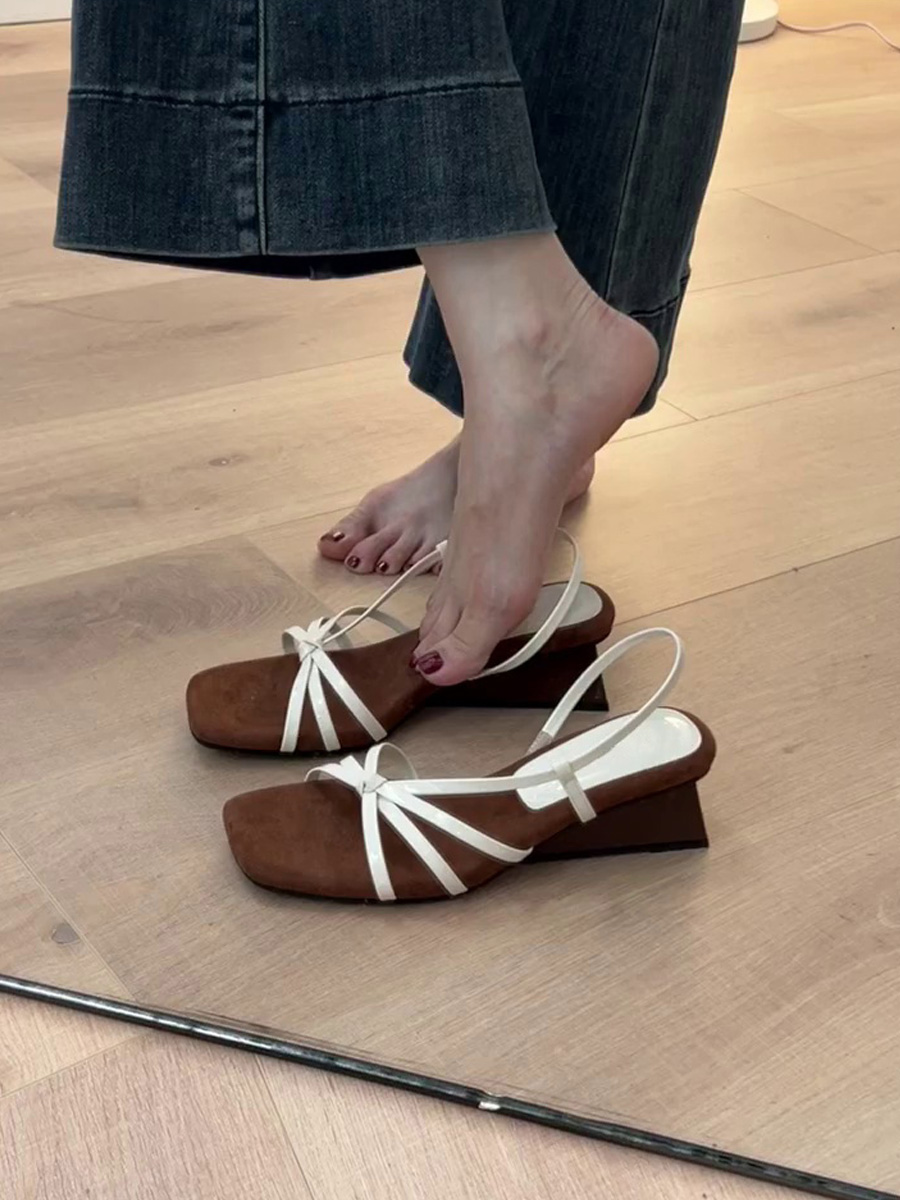 French Style Sheepskin One-Strap Wedge Sandals for Women - Open-Toe High-Heeled Square Toe Roman Sandals for Chic Outfits French Style Sheepskin One-Strap Wedge Sandals for Women - Open-Toe High-Heeled Square Toe Roman Sandals for Chic Outfits