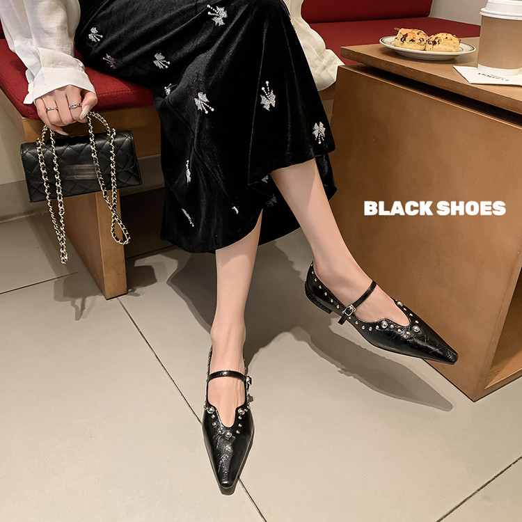 French-Style Studded Pointed Toe Stiletto High Heels Women's Genuine Leather Mary Jane Shoes - Chic Italian Fashion French-Style Studded Pointed Toe Stiletto High Heels Women's Genuine Leather Mary Jane Shoes - Chic Italian Fashion