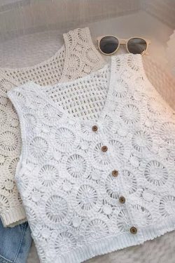 French V-Neck Sleeveless Lace Short Vest for Women - Slimming Summer Outerwear, Versatile Korean Style Top