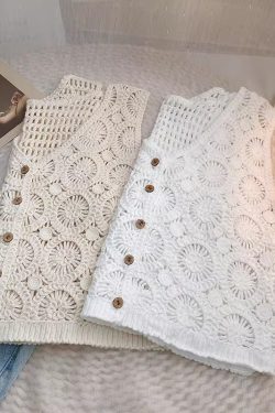 French V-Neck Sleeveless Lace Short Vest for Women - Slimming Summer Outerwear, Versatile Korean Style Top