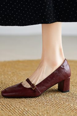 French Vintage Deer Print Genuine Leather One-Strap High-Heeled Shoes for Women - Elegant Chinese Artistic Style