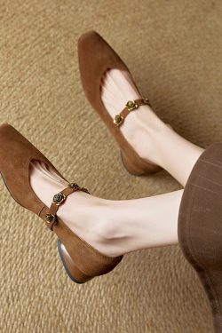 French Vintage Low-Heeled Mary Jane Shoes for Women - Versatile Square-Toe Flats in Italian Style