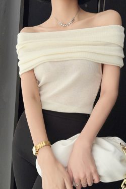 French Vintage Off-Shoulder Short Sleeve Knitted Top for Women - Light Fabric Slim-Fit Versatile Base Layer for Spring and Summer
