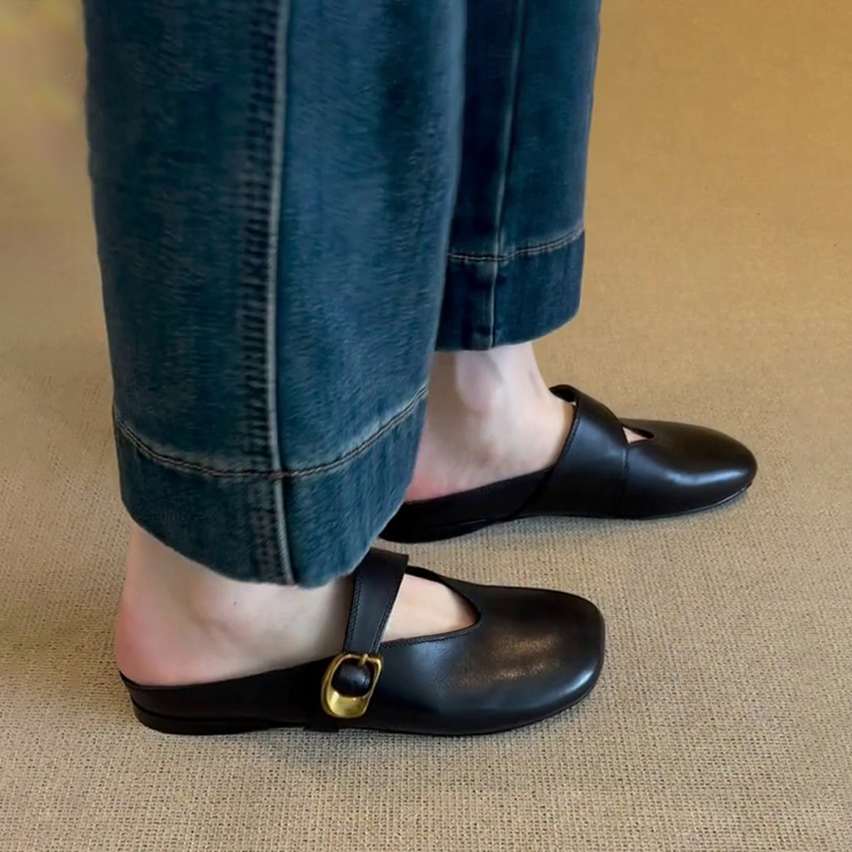 French Vintage Sheepskin Half Slippers for Women - Versatile Spring Flat Round-Toe Outdoor Slippers French Vintage Sheepskin Half Slippers for Women - Versatile Spring Flat Round-Toe Outdoor Slippers