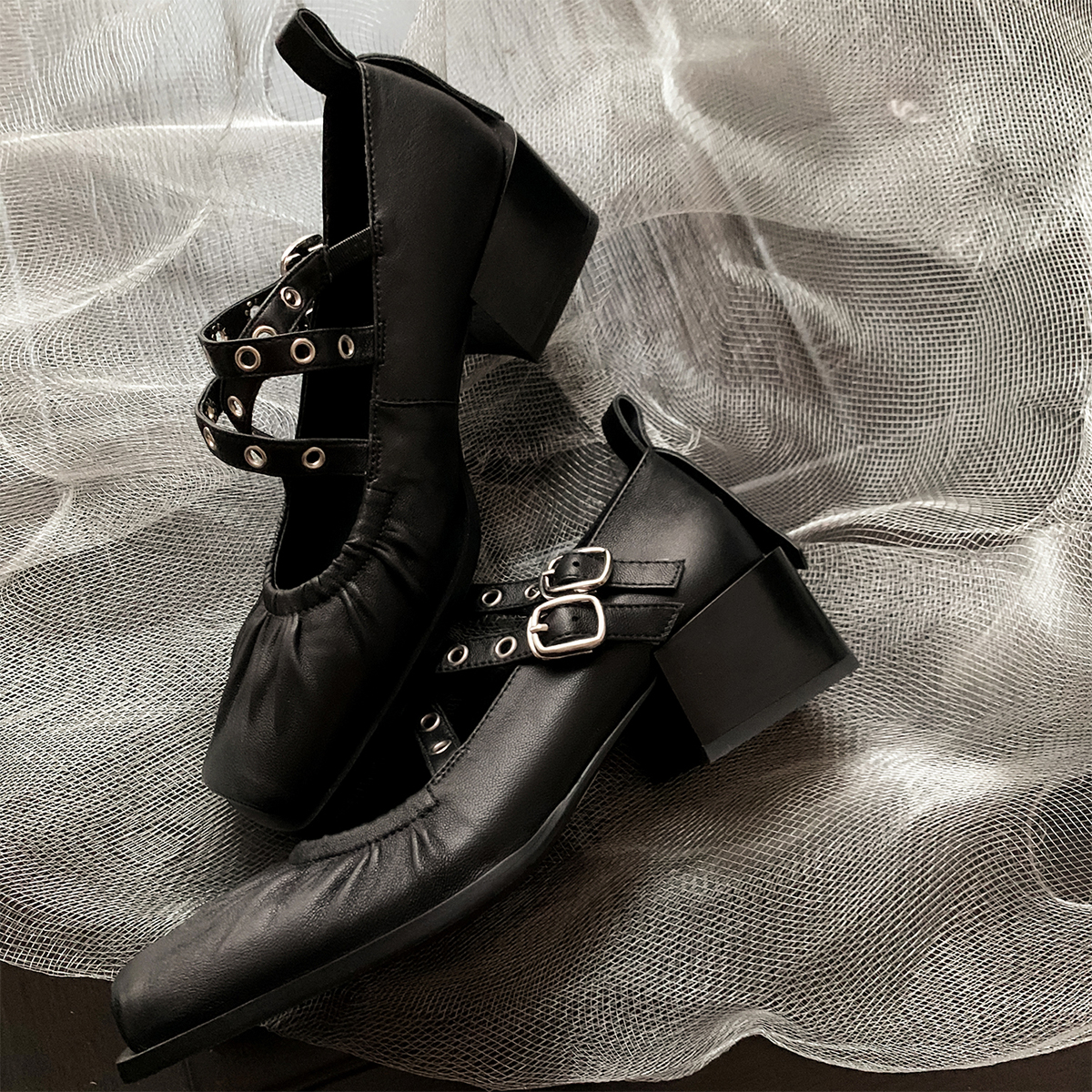 French Vintage Sheepskin Square-Toe Ballet Shoes for Women, Chunky Heels Cross-Strap Mary Janes, Genuine Leather Flats French Vintage Sheepskin Square-Toe Ballet Shoes for Women, Chunky Heels Cross-Strap Mary Janes, Genuine Leather Flats