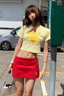 Fruit Print Fitted Waist Short Sleeve T-Shirt for Women - Trendy Slim Crop Top for Summer Style