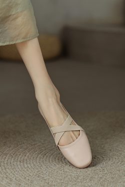 Gentle Ballet Cross-Strap Flat Casual Shoes in Genuine Leather for Pregnant Women & Grandmothers - Versatile Comfort