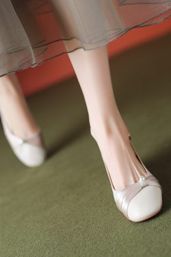 Genuine Leather Backless Chunky Heel Sandals for Women - Bow Round Toe Low Heel Closed Toe Italian Style