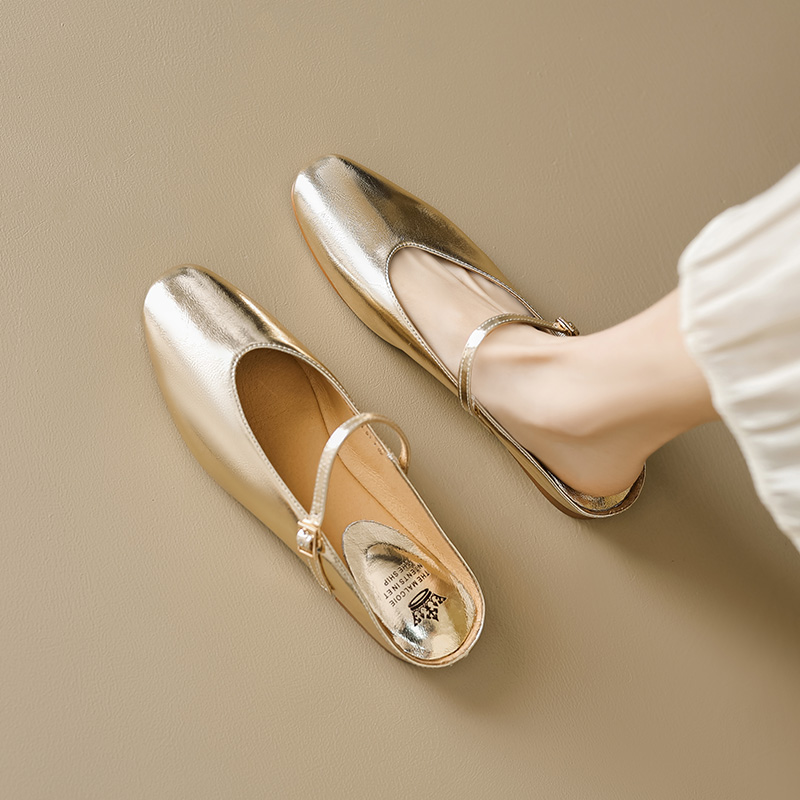 Genuine Leather Baotou Half Slippers Women’s Flat Sandals with One Strap - Soft Bottom Italian Style Footwear Genuine Leather Baotou Half Slippers Women’s Flat Sandals with One Strap - Soft Bottom Italian Style Footwear