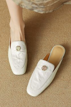 Genuine Leather Camellia Flat Mules - Sheepskin Outdoor Slippers, Half-Drag Design, Stylish Comfort, Perfect for Casual Wear