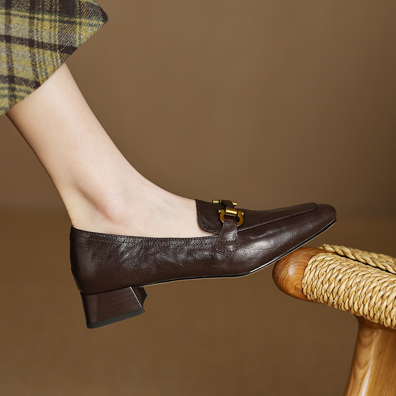 Genuine Leather Chunky Heel Loafers for Women - Retro British Style Slip-On Flats for Spring and Autumn Fashion Genuine Leather Chunky Heel Loafers for Women - Retro British Style Slip-On Flats for Spring and Autumn Fashion