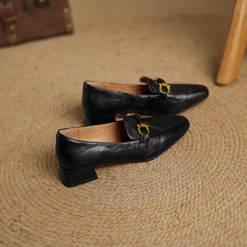 Genuine Leather Chunky Heel Loafers for Women - Retro British Style Slip-On Flats for Spring and Autumn Fashion Genuine Leather Chunky Heel Loafers for Women - Retro British Style Slip-On Flats for Spring and Autumn Fashion