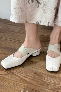 Genuine Leather Cross-Strap Open-Toe Mid-Heel Square-Toe Mules in Italian Style - Chic and Trendy Footwear for Modern Fashionistas