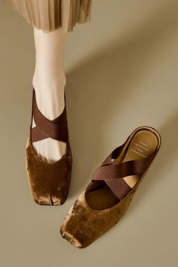 Genuine Leather Cross-Strap Open-Toe Mid-Heel Square-Toe Mules in Italian Style - Chic and Trendy Footwear for Modern Fashionistas