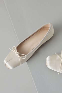 Genuine Leather Elegant Bow Satin Square-Toe Flat Ballet Shoes for Women - Italian Style, Timeless Fashion, Chic Comfort