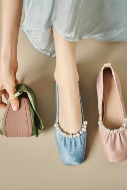 Genuine Leather French-Style Pearl Shallow Mouth Flat Shoes for Women - Italian Corso Venezia Pleated Grandma Shoes
