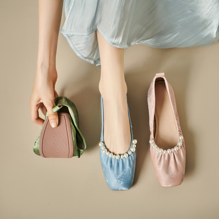 Genuine Leather French-Style Pearl Shallow Mouth Flat Shoes for Women - Italian Corso Venezia Pleated Grandma Shoes Genuine Leather French-Style Pearl Shallow Mouth Flat Shoes for Women - Italian Corso Venezia Pleated Grandma Shoes