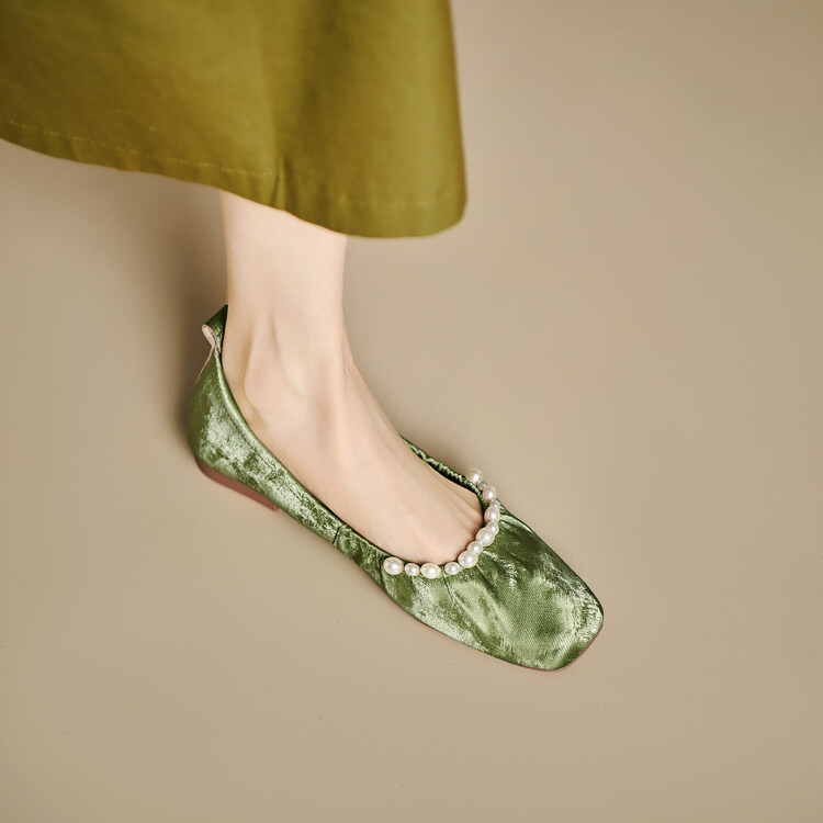 Genuine Leather French-Style Pearl Shallow Mouth Flat Shoes for Women - Italian Corso Venezia Pleated Grandma Shoes Genuine Leather French-Style Pearl Shallow Mouth Flat Shoes for Women - Italian Corso Venezia Pleated Grandma Shoes