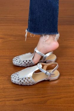 Genuine Leather Hollow Woven Low-Heeled Open-Toe Sandals for Women - Summer 2025 Chunky Heeled Roman Style, Breathable Comfort