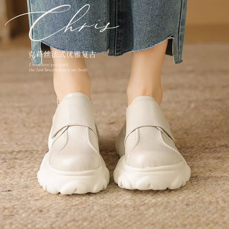 Genuine Leather Italian-Style Women's Shoes - Comfortable Thick Sole 6 cm Soft Sole - Trendy Fashion Footwear for Everyday Wear Genuine Leather Italian-Style Women's Shoes - Comfortable Thick Sole 6 cm Soft Sole - Trendy Fashion Footwear for Everyday Wear