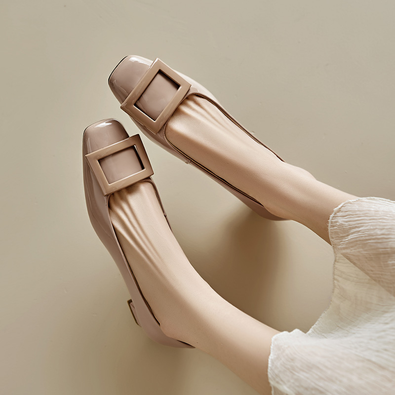 Genuine Leather Mid-Heel Square Toe Shoes for Women - Elegant Chunky Heel, Shallow Mouth Design, Classic Style Genuine Leather Mid-Heel Square Toe Shoes for Women - Elegant Chunky Heel, Shallow Mouth Design, Classic Style