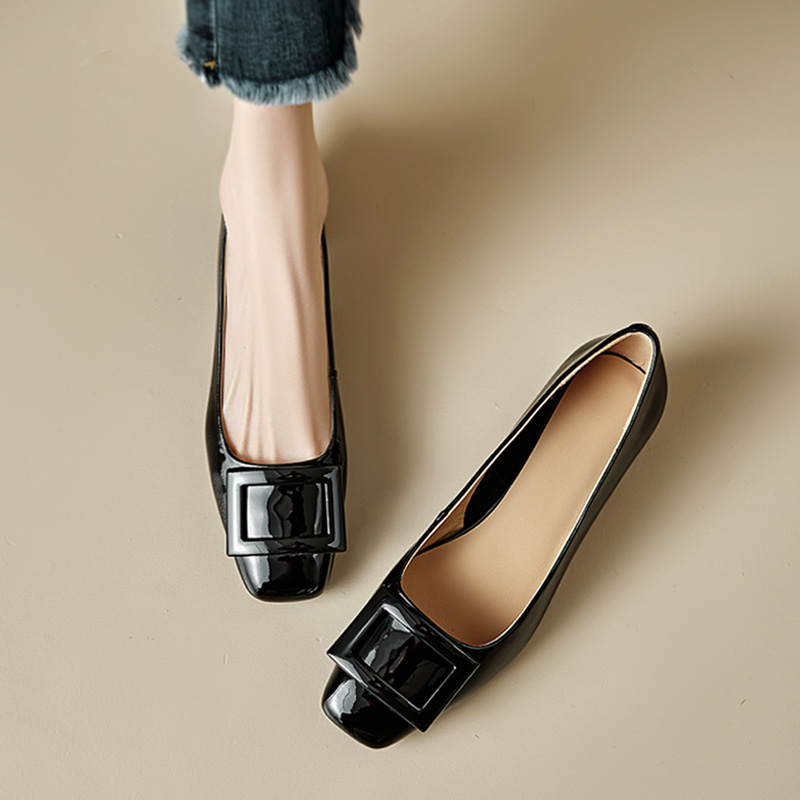 Genuine Leather Mid-Heel Square Toe Shoes for Women - Elegant Chunky Heel, Shallow Mouth Design, Classic Style Genuine Leather Mid-Heel Square Toe Shoes for Women - Elegant Chunky Heel, Shallow Mouth Design, Classic Style