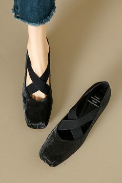 Genuine Leather Retro Chinese Style Ballet Shoes - Mid-Heel Mary Jane Chunky Heel Flats for Y2K and Vintage Fashion Lovers