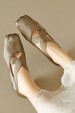 Genuine Leather Retro Chinese Style Ballet Shoes - Mid-Heel Mary Jane Chunky Heel Flats for Y2K and Vintage Fashion Lovers