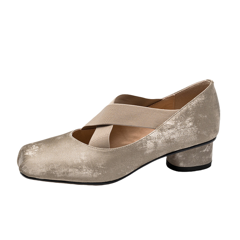 Genuine Leather Retro Chinese Style Ballet Shoes - Mid-Heel Mary Jane Chunky Heel Flats for Y2K and Vintage Fashion Lovers Genuine Leather Retro Chinese Style Ballet Shoes - Mid-Heel Mary Jane Chunky Heel Flats for Y2K and Vintage Fashion Lovers