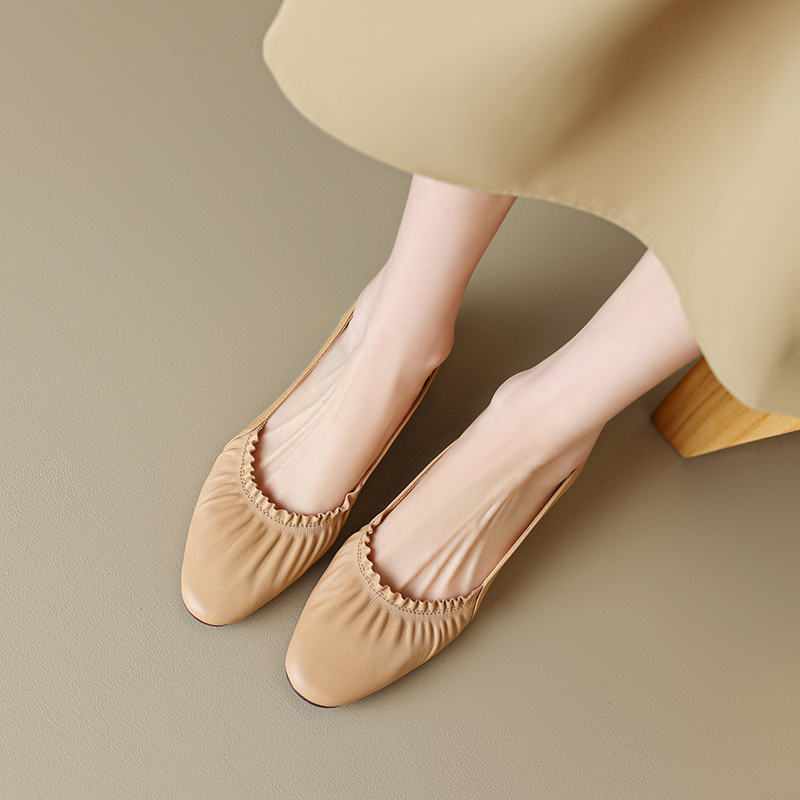 Genuine Leather Round Toe Pleated Chunky Mid-Heel Shoes for Women - Spring Versatile Style, Italian-Inspired Footwear Genuine Leather Round Toe Pleated Chunky Mid-Heel Shoes for Women - Spring Versatile Style, Italian-Inspired Footwear