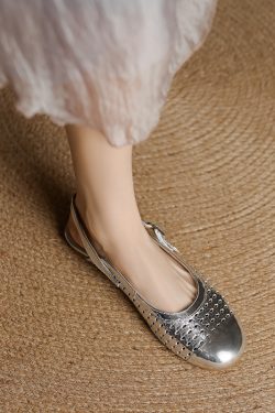 Genuine Leather Round Toe Woven Sandals for Women - Comfortable Low Heel Closed Toe Summer Footwear 2025, Versatile Style