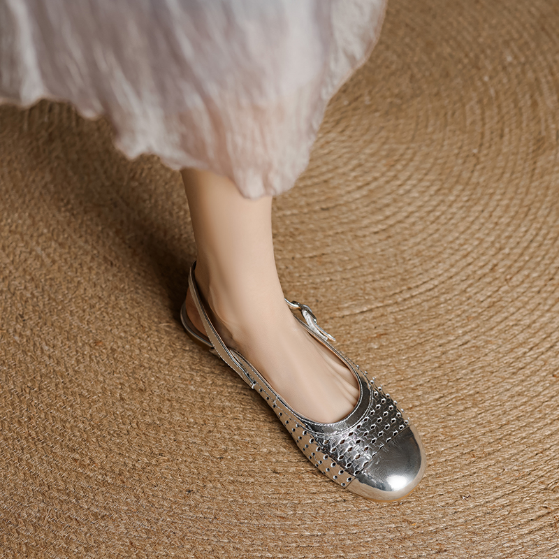 Genuine Leather Round Toe Woven Sandals for Women - Comfortable Low Heel Closed Toe Summer Footwear 2025, Versatile Style Genuine Leather Round Toe Woven Sandals for Women - Comfortable Low Heel Closed Toe Summer Footwear 2025, Versatile Style