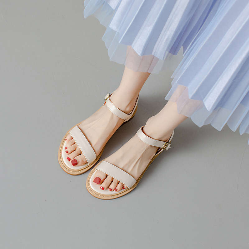 Genuine Leather Slim-Fit One-Strap Flat Casual Beach Sandals for Women - Versatile Summer 2024 Style Genuine Leather Slim-Fit One-Strap Flat Casual Beach Sandals for Women - Versatile Summer 2024 Style