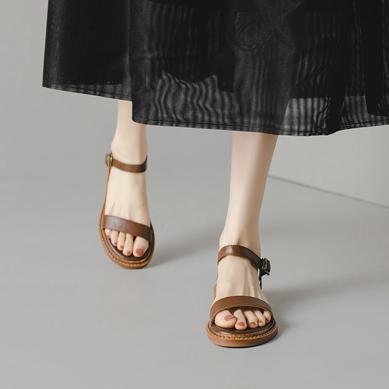 Genuine Leather Slim-Fit One-Strap Flat Casual Beach Sandals for Women - Versatile Summer 2024 Style Genuine Leather Slim-Fit One-Strap Flat Casual Beach Sandals for Women - Versatile Summer 2024 Style