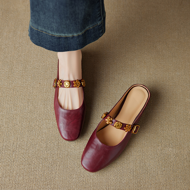 Genuine Leather Square Toe One-Strap Mule Slippers for Women - Summer 2025 Hidden Height Closed-Toe Fashion Footwear Genuine Leather Square Toe One-Strap Mule Slippers for Women - Summer 2025 Hidden Height Closed-Toe Fashion Footwear