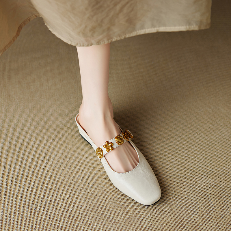 Genuine Leather Square Toe One-Strap Mule Slippers for Women - Summer 2025 Hidden Height Closed-Toe Fashion Footwear Genuine Leather Square Toe One-Strap Mule Slippers for Women - Summer 2025 Hidden Height Closed-Toe Fashion Footwear