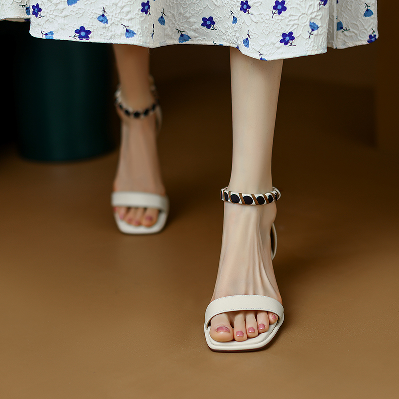 Genuine Leather Square-Toe Open-Toe Sandals for Women - Summer 2025 Mid-Heel One-Strap Design with Back Zipper in Stylish Versatile Look Genuine Leather Square-Toe Open-Toe Sandals for Women - Summer 2025 Mid-Heel One-Strap Design with Back Zipper in Stylish Versatile Look