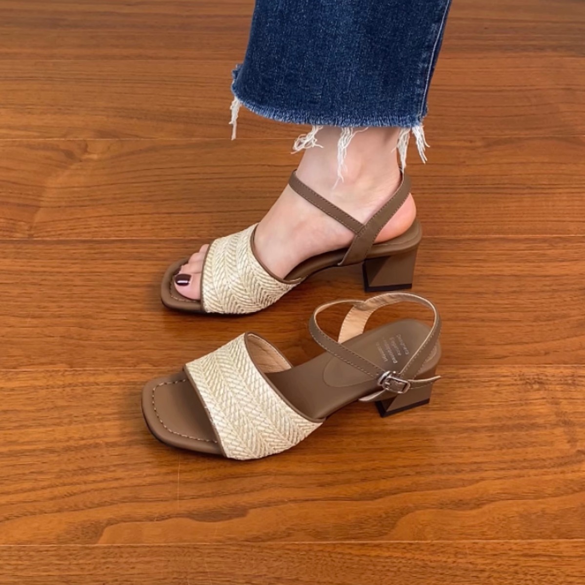 Genuine Leather Woven One-Strap Open-Toe Chunky Heel Sandals for Women - Vacation Style Mid-Heel Shoes for Summer 2025 Genuine Leather Woven One-Strap Open-Toe Chunky Heel Sandals for Women - Vacation Style Mid-Heel Shoes for Summer 2025