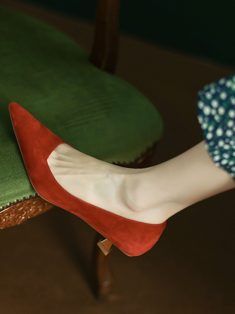 Giant Soft Cat Heel High Heels for Women - 2025 Pointed Toe Sheep Faux Leather Thin Heels, Trendy Y2K Style Giant Soft Cat Heel High Heels for Women - 2025 Pointed Toe Sheep Faux Leather Thin Heels, Trendy Y2K Style