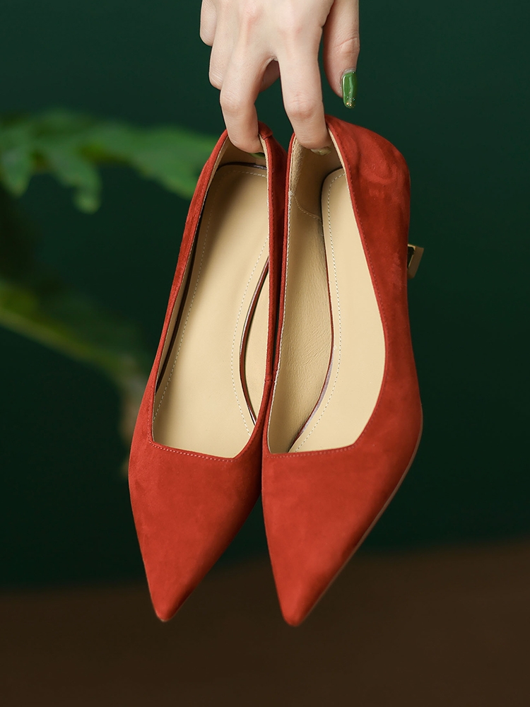 Giant Soft Cat Heel High Heels for Women - 2025 Pointed Toe Sheep Faux Leather Thin Heels, Trendy Y2K Style Giant Soft Cat Heel High Heels for Women - 2025 Pointed Toe Sheep Faux Leather Thin Heels, Trendy Y2K Style