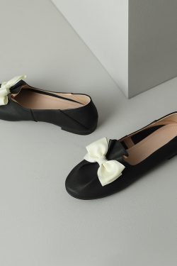 Giant Soft French Genuine Leather Women's Ballet Flats with Gentle Bow - Artistic Two-Way Design for Comfortable Everyday Style