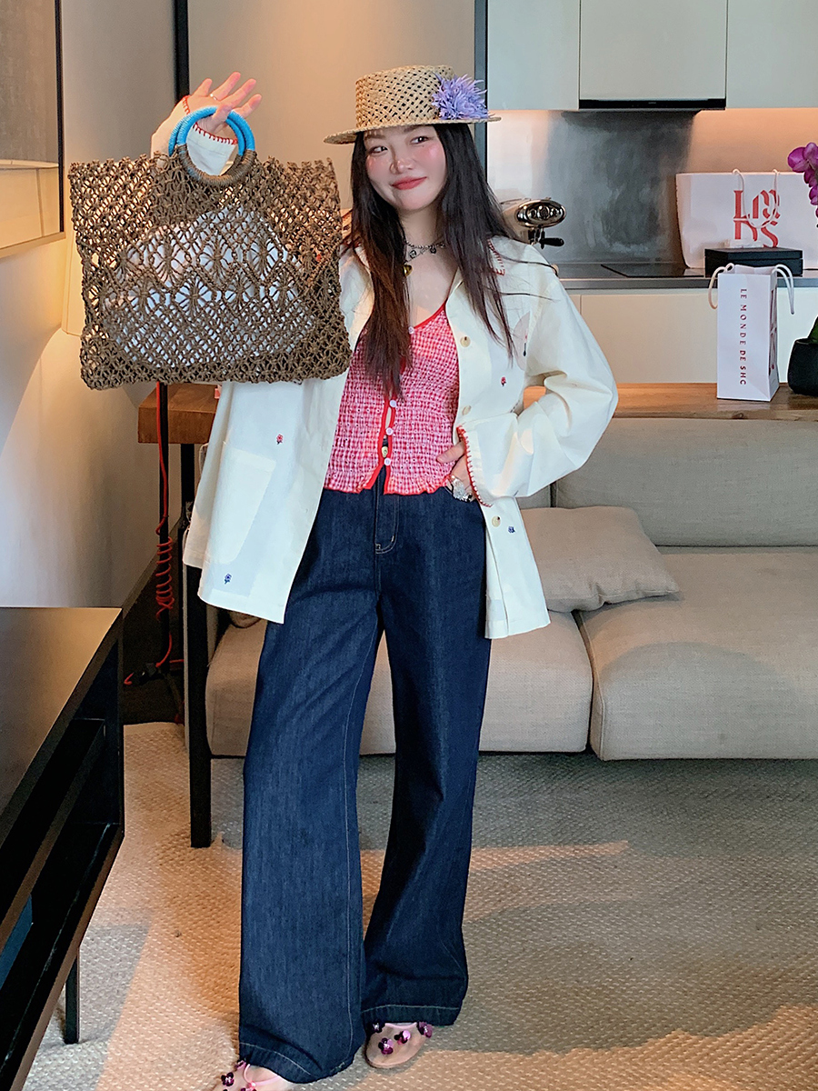 Gold Hollow Out Strap Tank Top for Women - Plus Size Summer Outfit, Big Support, Trendy Hot Girl Style 2025 Gold Hollow Out Strap Tank Top for Women - Plus Size Summer Outfit, Big Support, Trendy Hot Girl Style 2025