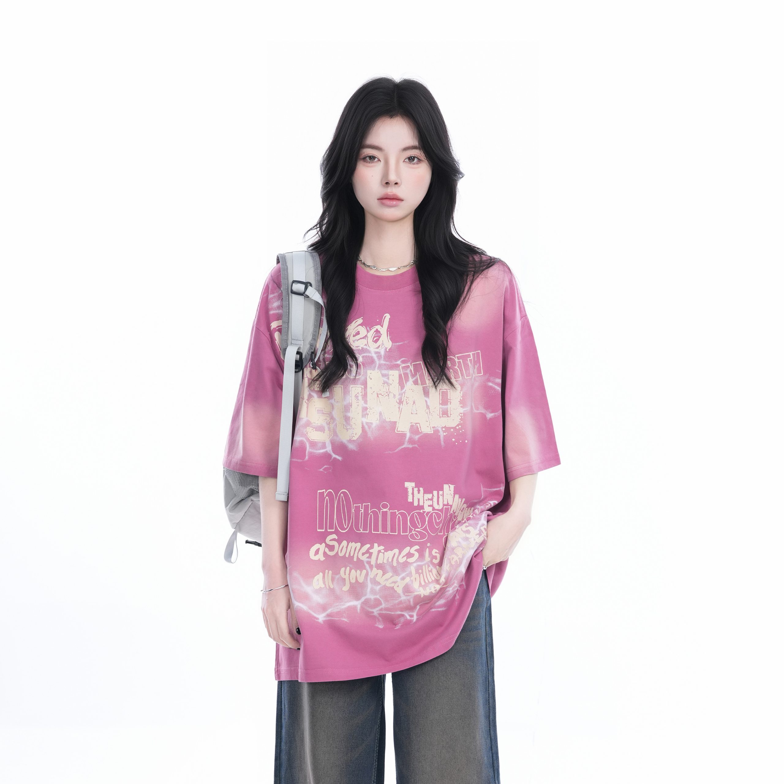 Gradient Pink Oversized Short Sleeve T-Shirt for Women - Trendy American High Street Style with "Sit and Eat Until the Mountains Are Empty" Design Gradient Pink Oversized Short Sleeve T-Shirt for Women - Trendy American High Street Style with "Sit and Eat Until the Mountains Are Empty" Design