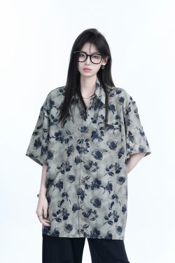 Graffiti Black Rose Short Sleeve Shirt for Women - Loose Lightweight Urban Style Top