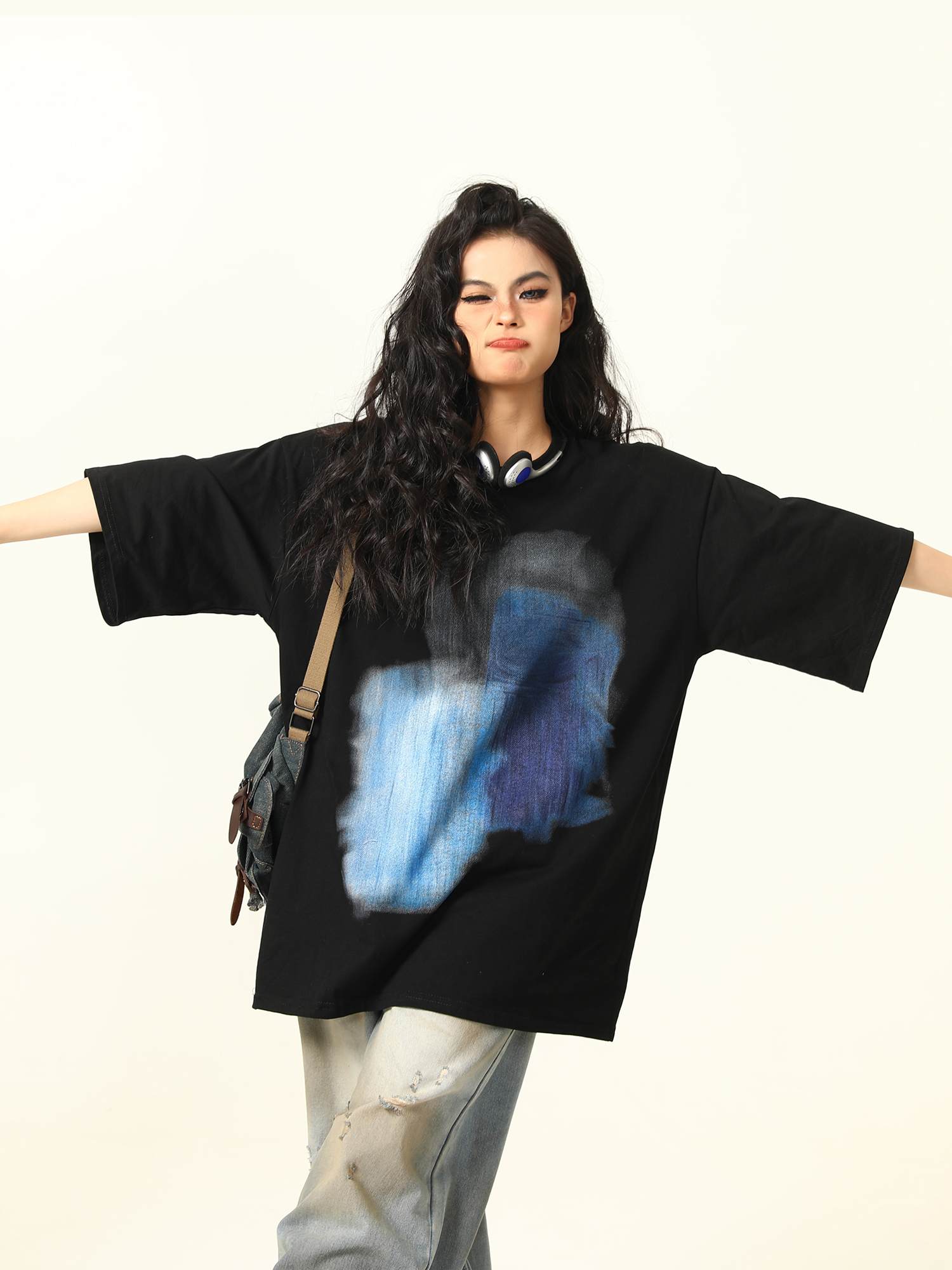 Graffiti Printed Loose Fit Short Sleeve T-Shirt for Men and Women - Summer Streetwear Couple Top, Urban Style Graffiti Printed Loose Fit Short Sleeve T-Shirt for Men and Women - Summer Streetwear Couple Top, Urban Style