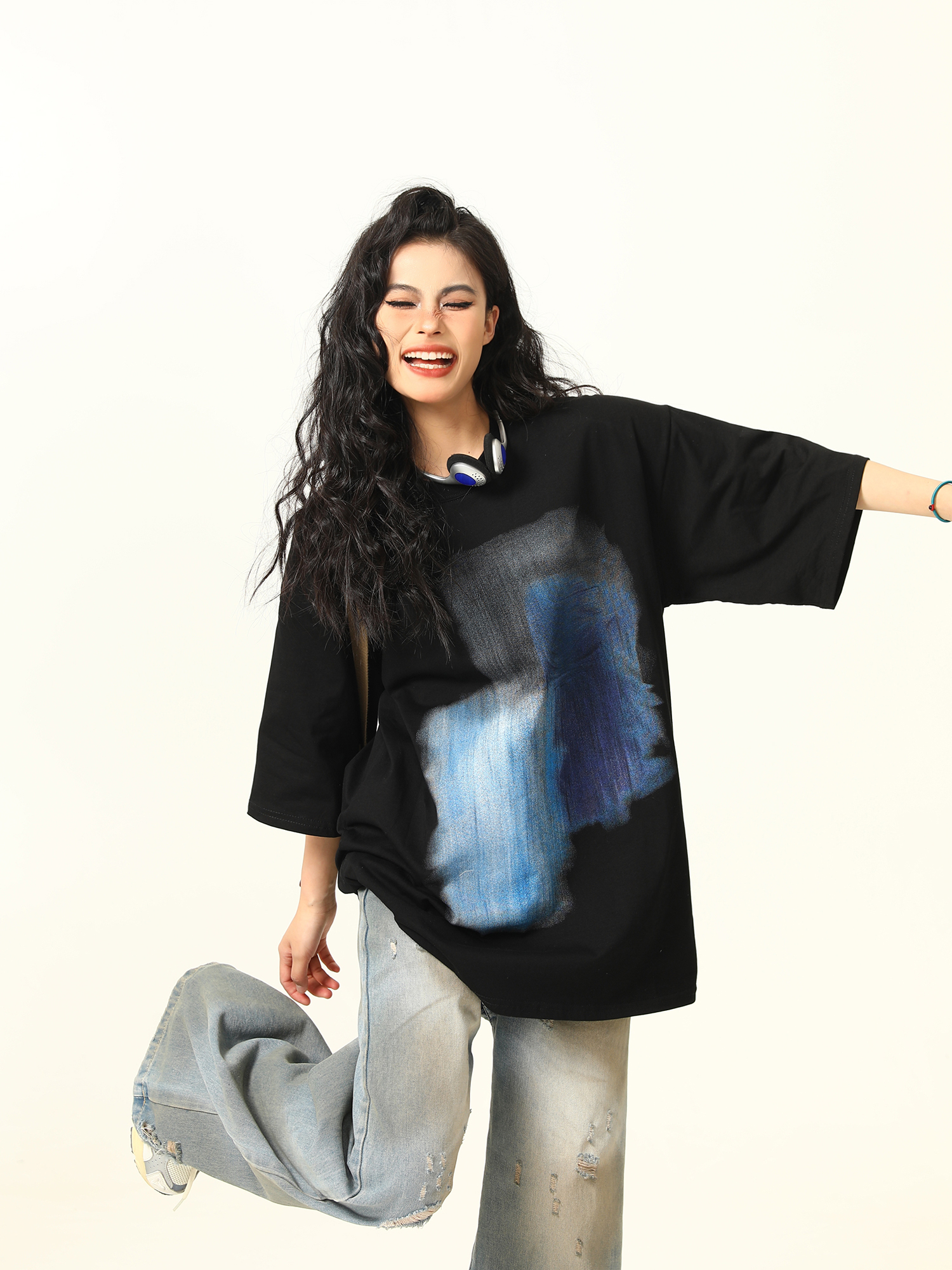 Graffiti Printed Loose Fit Short Sleeve T-Shirt for Men and Women - Summer Streetwear Couple Top, Urban Style Graffiti Printed Loose Fit Short Sleeve T-Shirt for Men and Women - Summer Streetwear Couple Top, Urban Style